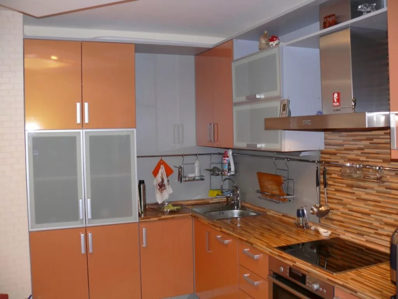 Дизайн кухни персикового цвета: полезные советы по оформлению
