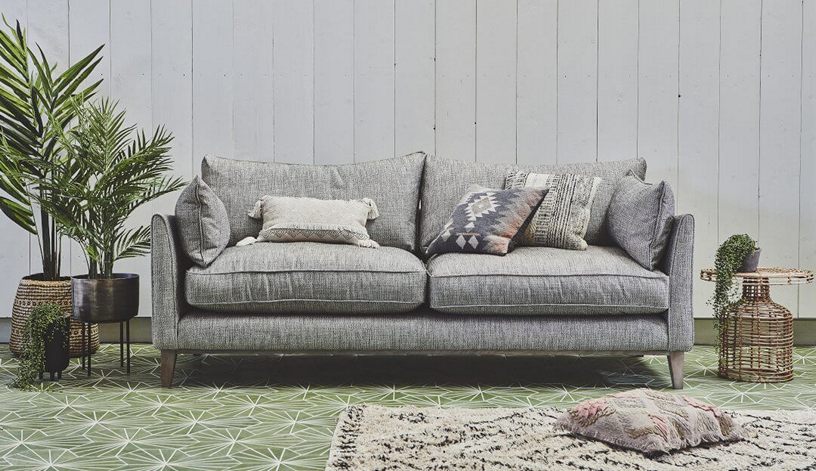 Как разместить диван в комнате — советы экспертов: куда поставить диван