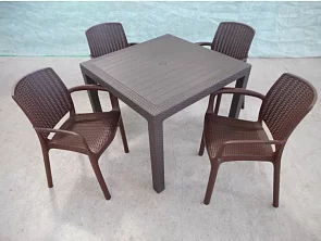 Пластиковая обеденная мебель для кафе под ротанг стол Ялта + 4 кресла 